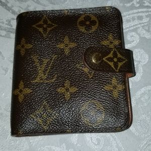 Louis Vuitton Monogram Wallet